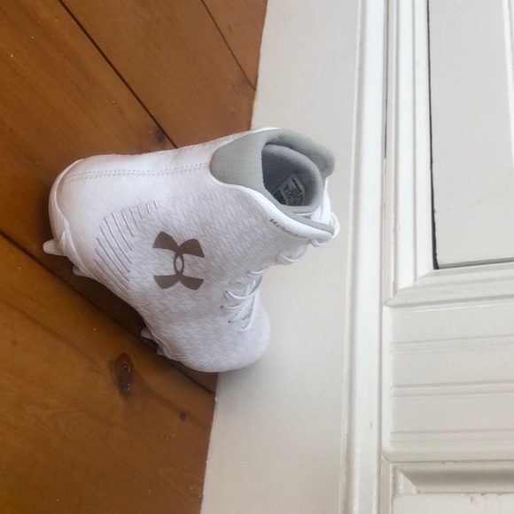 COPY - Woman’s under armor highlight lacrosse cle… - Picture 2 of 3